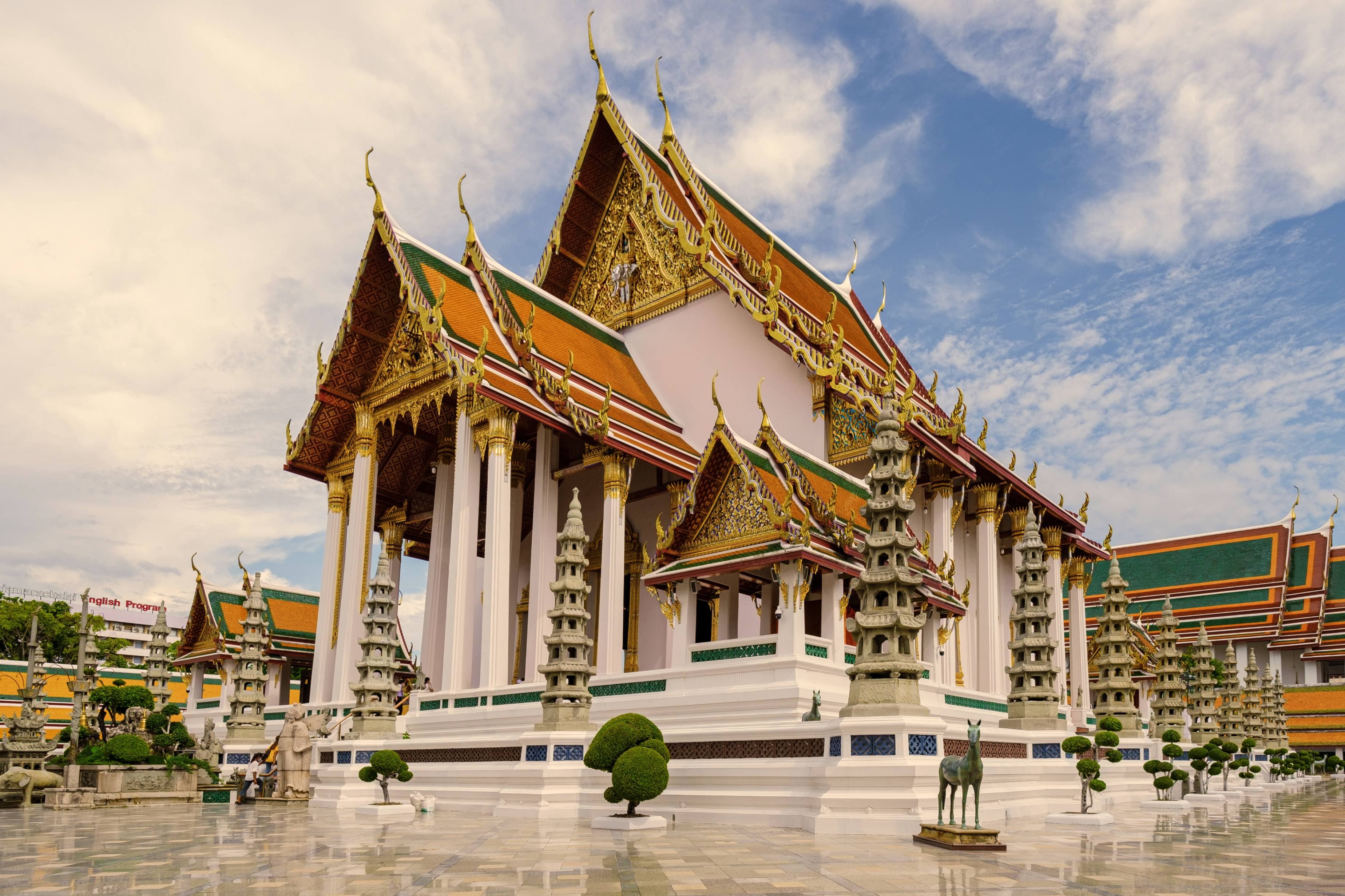 Bangkok City Break — Temples, Markets & Thai Culture
